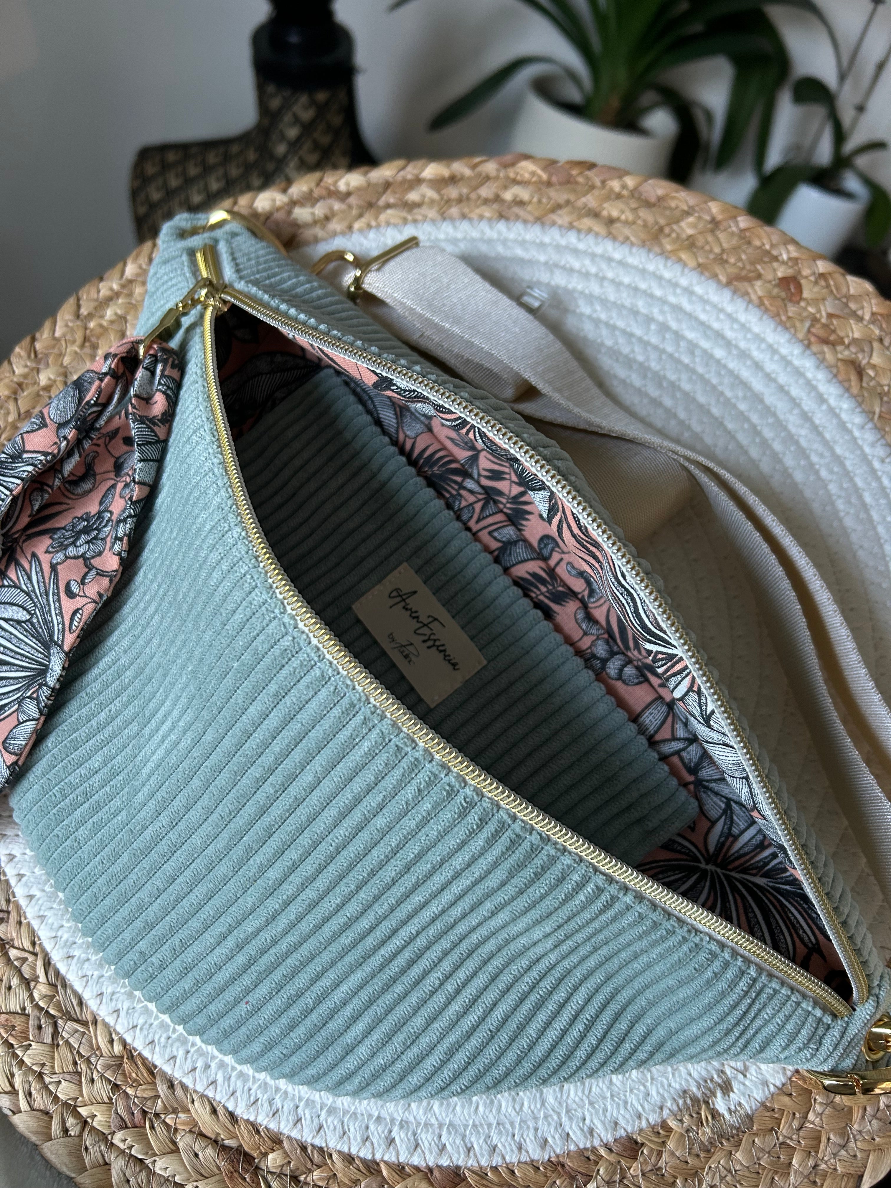 Banane en velours côtelé